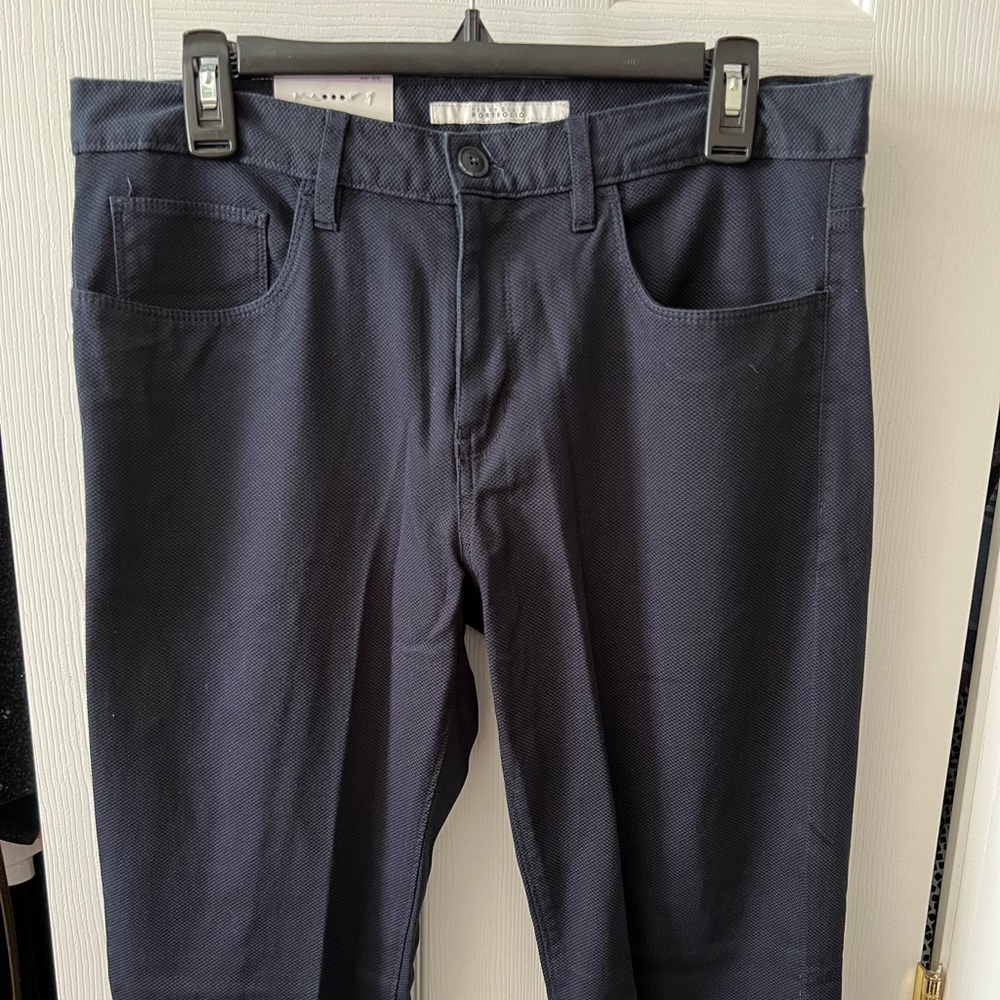 Perry Ellis Portfolio pants. Brand new with tags. 32x32 slim fit. Dark Sapphire